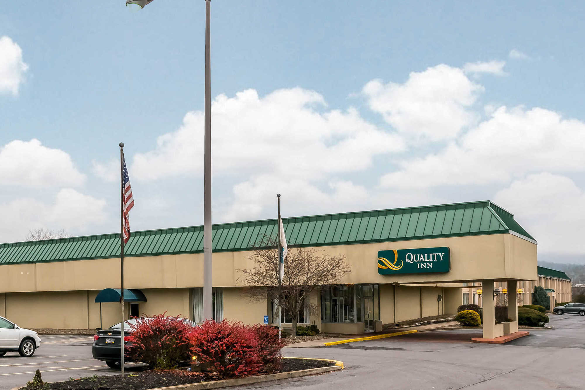 Hotel Baymont By Wyndham Milesburg Exterior foto